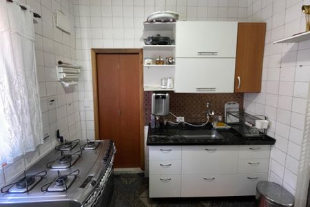 Casa para alugar com 70m², 2 quartos e sem vagaCozinha - Armários