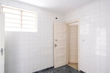 Casa à venda com 99m², 2 quartos e 2 vagasCozinha