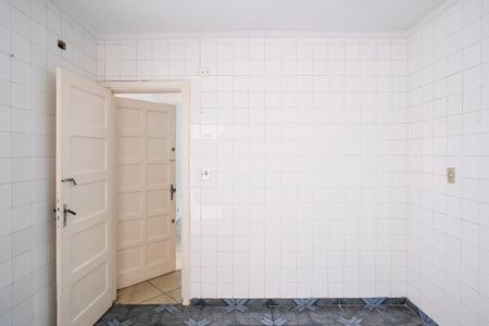 Casa à venda com 99m², 2 quartos e 2 vagasCozinha