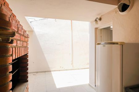 Casa à venda com 99m², 2 quartos e 2 vagasQuintal