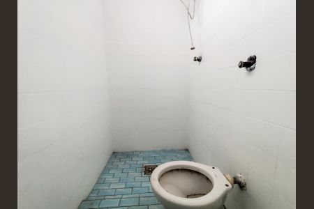 Casa à venda com 420m², 3 quartos e 4 vagasBanheiro de serviço