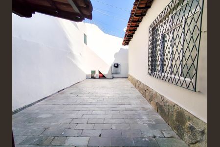 Quintal de casa à venda com 4 quartos, 420m² em Salgado Filho, Belo Horizonte