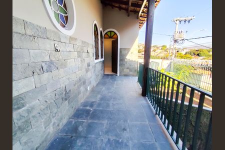 Varanda de casa à venda com 4 quartos, 420m² em Salgado Filho, Belo Horizonte
