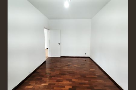 Casa à venda com 420m², 3 quartos e 4 vagasSala