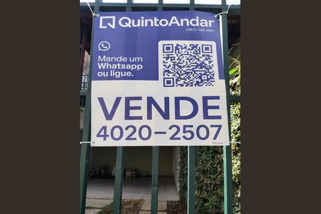 Casa à venda com 420m², 3 quartos e 3 vagas Casa à venda com 420m², 3 quartos e 3 vagasPlaca SSLX-63