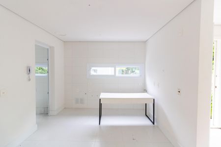 Casa de condomínio à venda com 340m², 3 quartos e 3 vagasCozinha