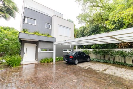 Casa de condomínio à venda com 340m², 3 quartos e 3 vagasFachada