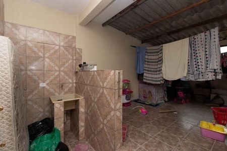 Casa à venda com 110m², 2 quartos e 1 vaga