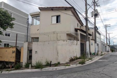 Casa à venda com 110m², 2 quartos e 1 vaga