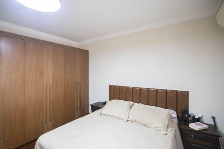 Casa à venda com 380m², 7 quartos e 2 vagasSuíte 4