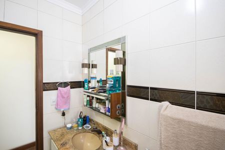 Casa à venda com 380m², 7 quartos e 2 vagasBanheiro da Suíte 4