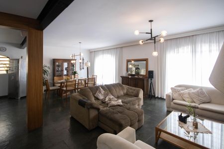 Sala de casa à venda com 7 quartos, 380m² em Barro Branco (Zona Norte), São Paulo