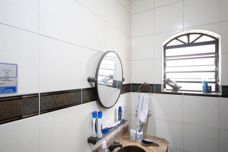 Casa à venda com 380m², 7 quartos e 2 vagasBanheiro da Suíte 3