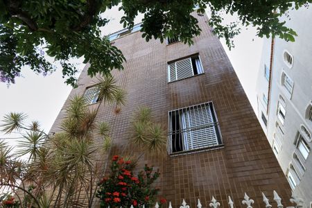 Apartamento para alugar com 180m², 3 quartos e 1 vagaFachada