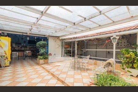 Casa à venda com 400m², 3 quartos e 4 vagas
