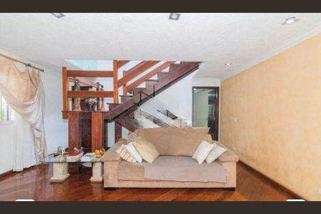 Casa à venda com 3 quartos, 400m² em Vila Mazzei, São Paulo