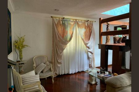 Casa à venda com 400m², 3 quartos e 4 vagas