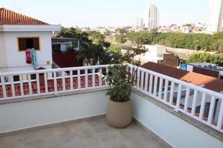 Casa à venda com 162m², 3 quartos e 4 vagas