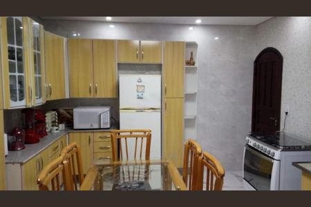 Casa à venda com 100m², 2 quartos e 2 vagas