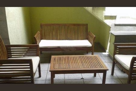 Casa à venda com 100m², 2 quartos e 2 vagas