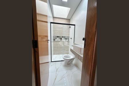 Casa à venda com 3 quartos, 240m² em Vila Carrão, São Paulo