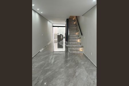 Casa à venda com 3 quartos, 240m² em Vila Carrão, São Paulo