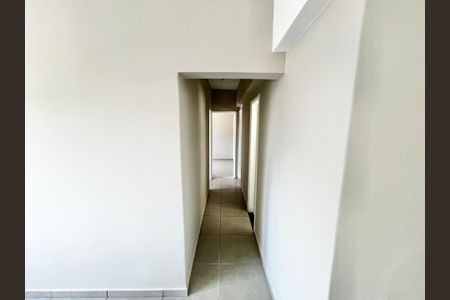 Apartamento à venda com 68m², 2 quartos e sem vaga Apartamento à venda com 68m², 2 quartos e sem vagaCorredor