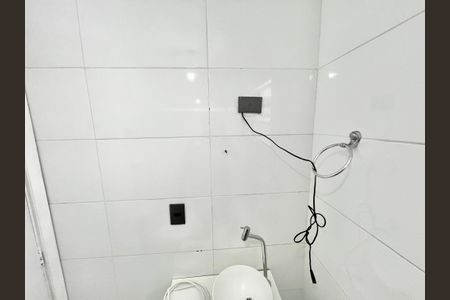 Apartamento à venda com 68m², 2 quartos e sem vaga Apartamento à venda com 68m², 2 quartos e sem vagaBanheiro