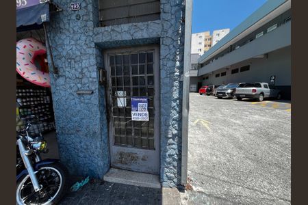 Apartamento à venda com 68m², 2 quartos e sem vaga Apartamento à venda com 68m², 2 quartos e sem vagaFachada