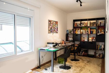 Casa à venda com 3 quartos, 450m² em Vila Mariza Mazzei, São Paulo