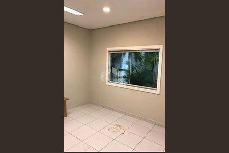Casa à venda com 4 quartos, 300m² em Vila Aurora (Zona Norte), São Paulo