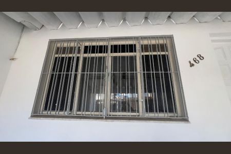 Casa à venda com 4 quartos, 270m² em Vila Roque, São Paulo