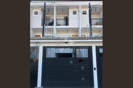 Casa à venda com 167m², 3 quartos e 3 vagas