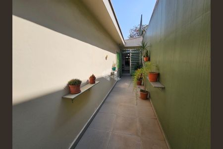 Casa à venda com 4 quartos, 240m² em Jardim Guanca, São Paulo