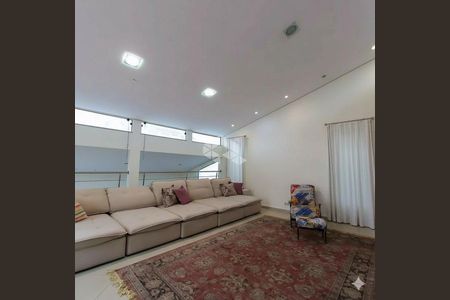 Casa à venda com 4 quartos, 260m² em Vila Mazzei, São Paulo