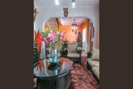 Casa à venda com 4 quartos, 180m² em Vila Marina, São Paulo