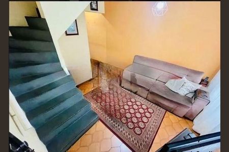 Casa à venda com 95m², 2 quartos e 1 vaga