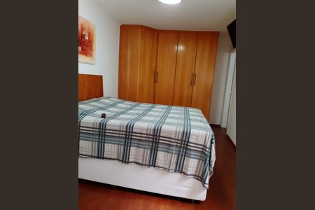 Casa à venda com 3 quartos, 168m² em Vila Scarpelli, Santo André