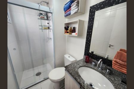 Apartamento à venda com 2 quartos, 62m² em Vila Anastácio, São Paulo
