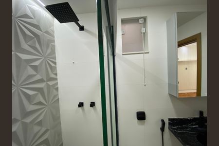 Apartamento à venda com 75m², 2 quartos e 1 vagaBanheiro Social