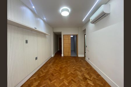 Apartamento à venda com 75m², 2 quartos e 1 vagaSala
