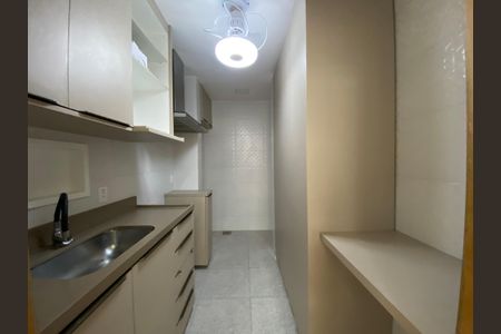 Apartamento à venda com 75m², 2 quartos e 1 vagaCozinha