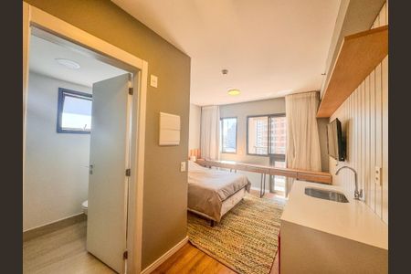 Foto 03 de apartamento à venda com 1 quarto, 21m² em Santo Amaro, São Paulo