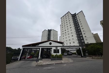 Apartamento à venda com 60m², 3 quartos e 1 vagaFachada