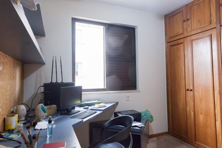 Apartamento à venda com 318m², 5 quartos e 3 vagasquarto 3