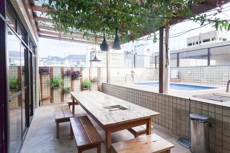 Apartamento à venda com 318m², 5 quartos e 3 vagasÁrea externa - cobertura