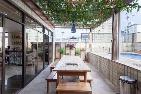 Apartamento à venda com 318m², 5 quartos e 3 vagasÁrea externa - cobertura