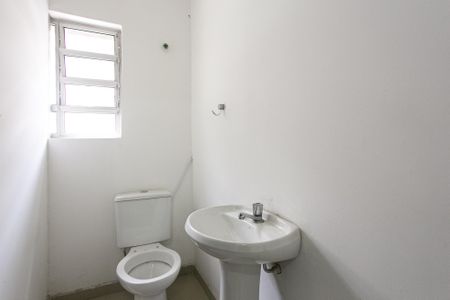 Casa à venda com 110m², 2 quartos e 1 vaga Casa à venda com 110m², 2 quartos e 1 vagaLavabo 1