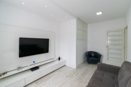 Casa à venda com 300m², 4 quartos e 4 vagasSala de TV