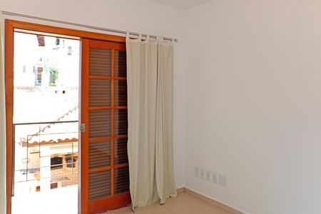 Casa de condomínio para alugar com 304m², 3 quartos e 4 vagasSuíte 3